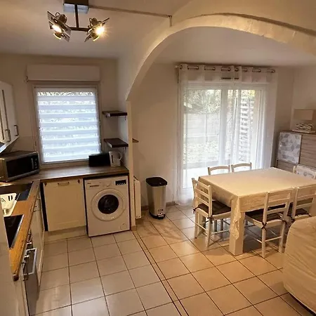 3 Pieces Gare De Креи